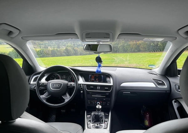 Audi A4 cena 55000 przebieg: 151000, rok produkcji 2015 z Września małe 56